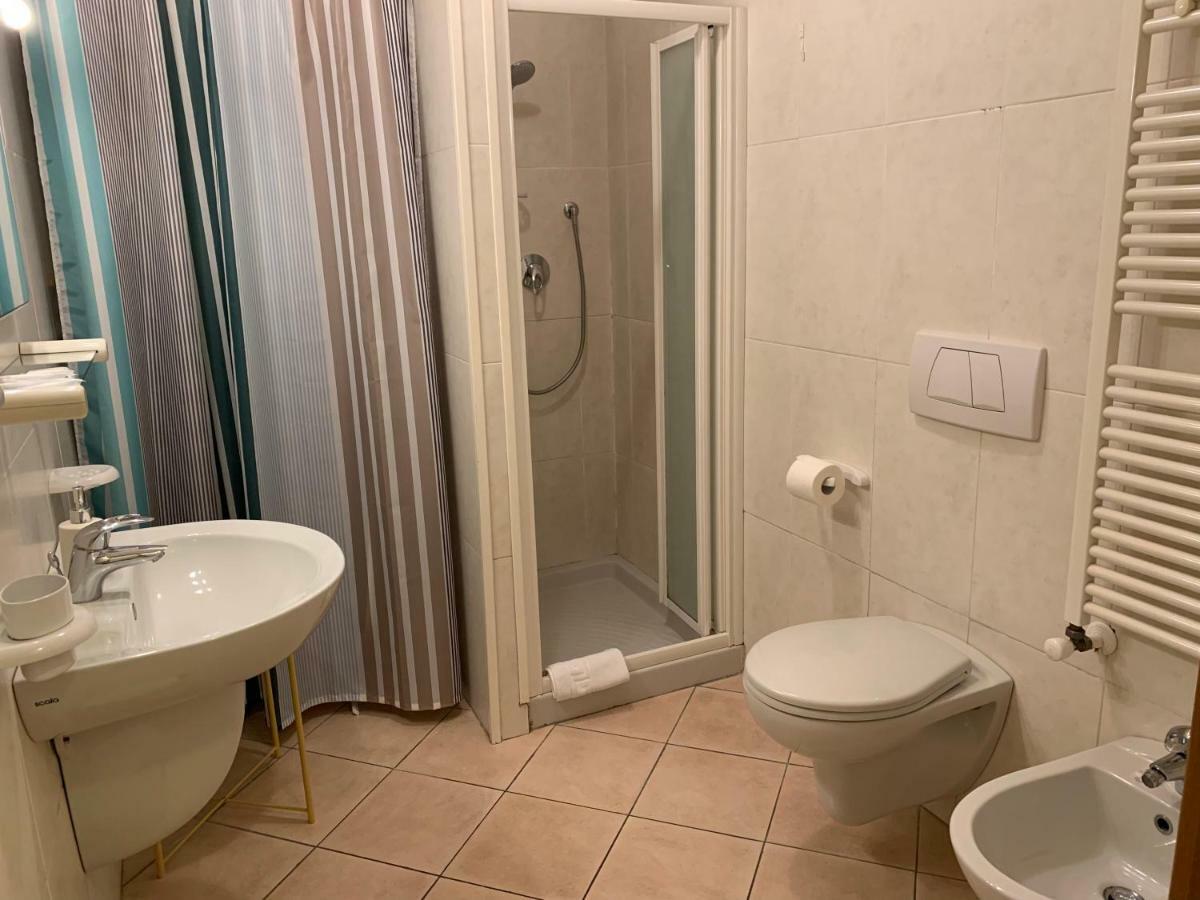 Apartamento Bed In Bo Porta San Donato Bolonia Exterior foto